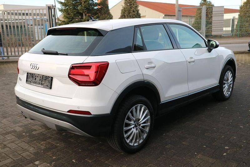Używany Audi Q2 Design 150 KM (110 kW) 2020 Biały SUV