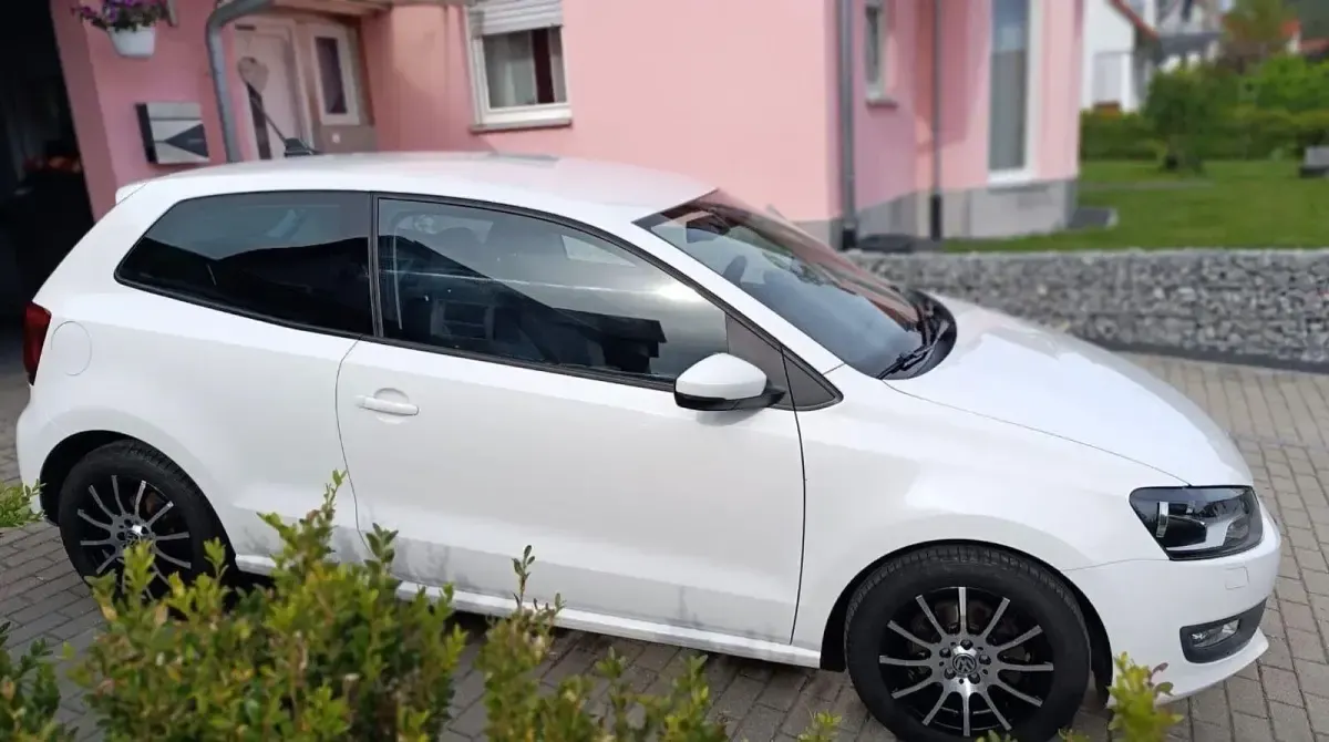 Gebraucht VW Polo Comfortline 69 PS (50 kW) 2010 Weiß Kleinwagen
