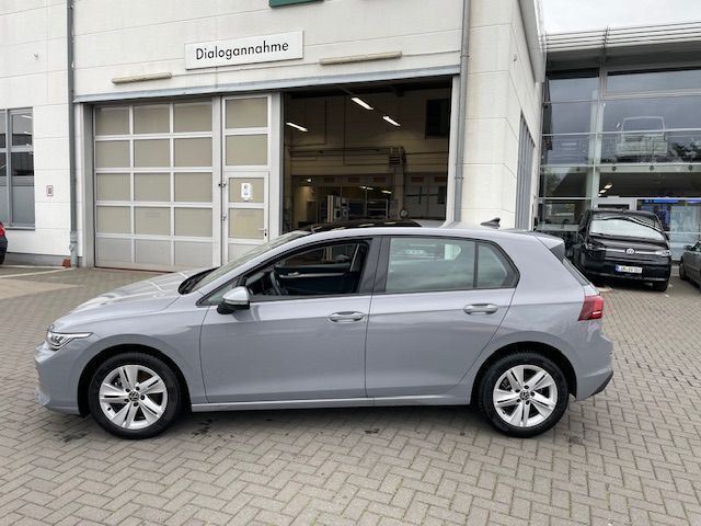 Gebraucht VW Golf VIII R 116 PS (85 kW) 2024 Mondsteingrau Kleinwagen