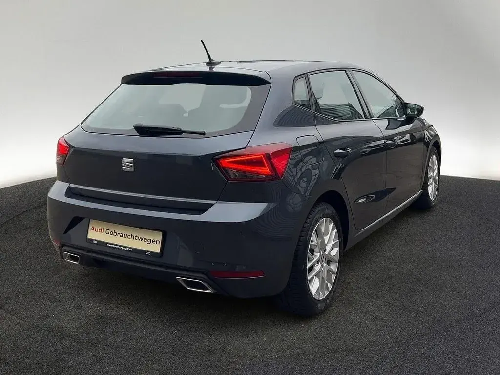 Gebraucht Seat Ibiza FR 110 PS (80 kW) 2024 Magnetic grau metallic Kleinwagen