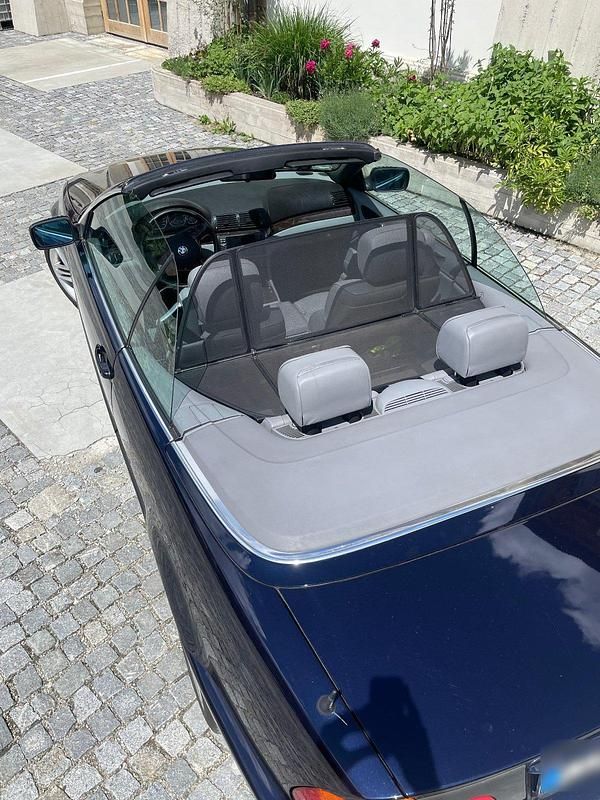 Gebraucht BMW 325 192 PS (141 kW) 2003 Blau Cabrio