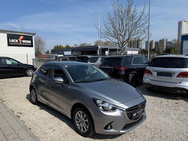 Gebraucht Mazda 2 75 PS (55 kW) 2016 Silber Limousine