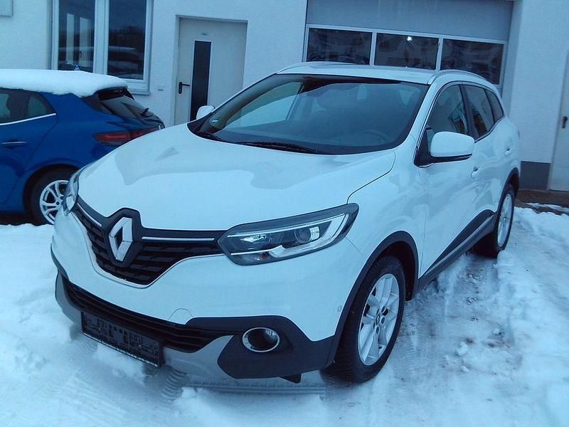 Weiß Gebraucht 2016 Renault Kadjar XMOD SUV | 8.999 € (Fairer Preis) - Bild 1/4