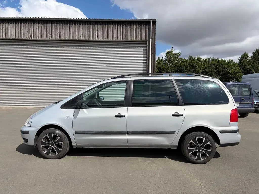 Gebraucht VW Sharan Highline 116 PS (85 kW) 2002 Silber Van / Kleinbus