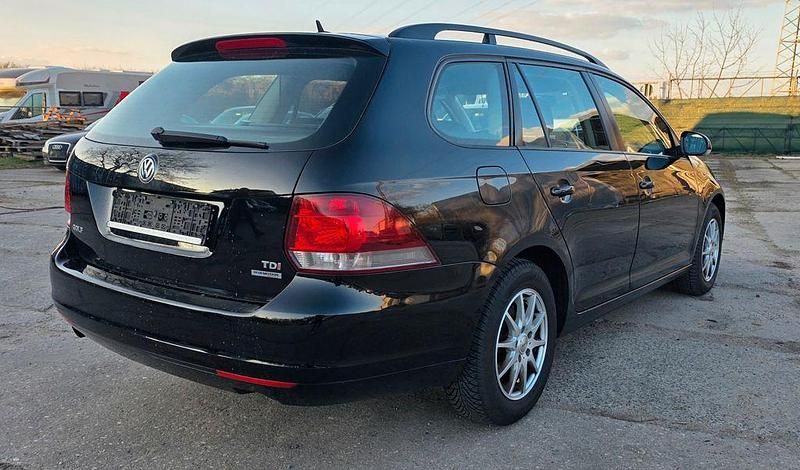 Gebraucht VW Golf VI Trendline 105 PS (77 kW) 2012 Schwarz Kleinwagen