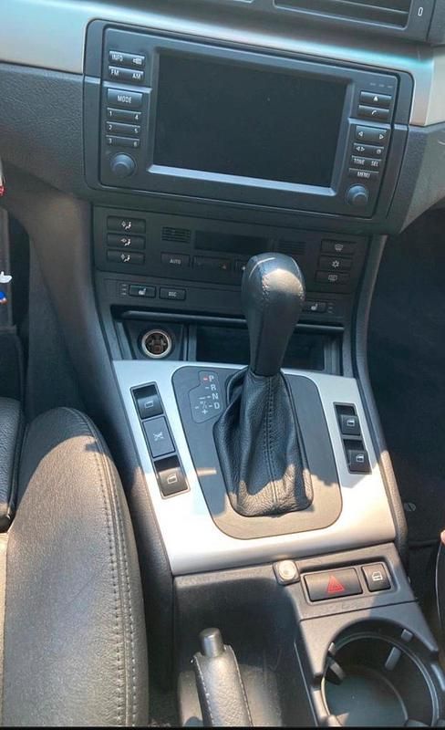 Second-hand BMW 325 192 CP (141 kW) 2003 Negru Break