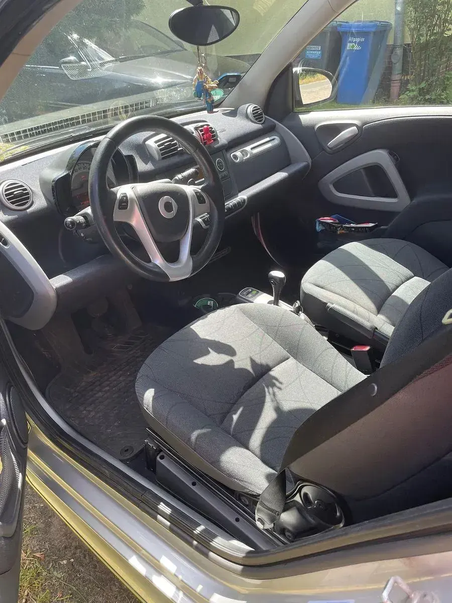 Gebraucht Smart ForTwo Cabrio 71 PS (52 kW) 2011 Grün Cabrio