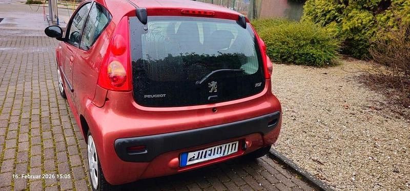 Gebraucht Peugeot 107 Filou 68 PS (50 kW) 2009 Rot Kleinwagen