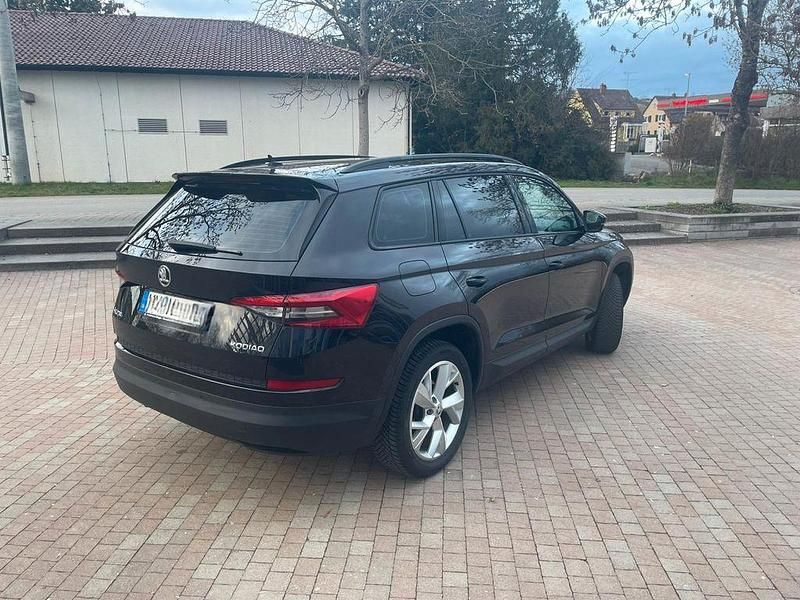 Gebraucht Skoda Kodiaq Active 150 PS (110 kW) 2019 Schwarz SUV