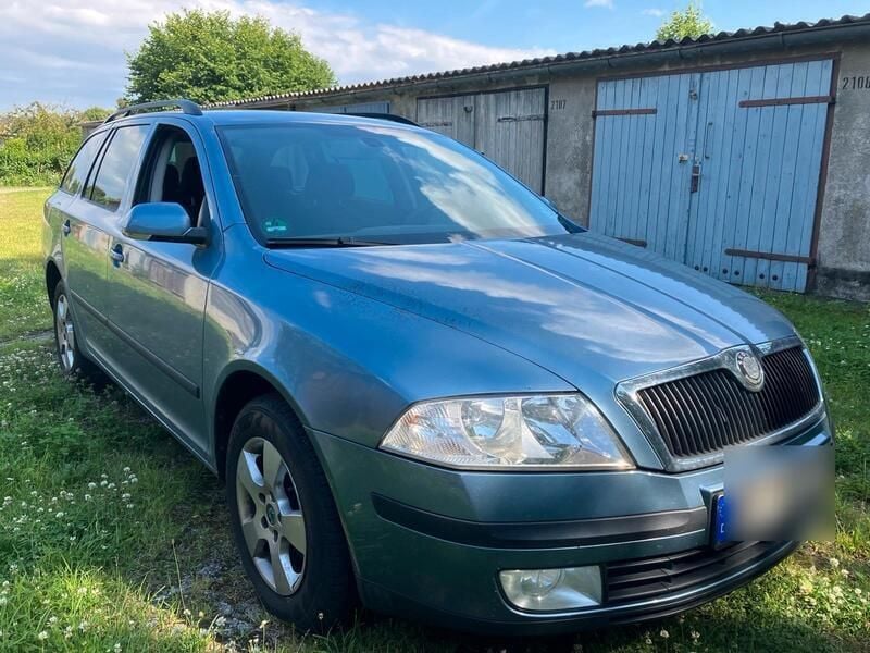 Blau Gebraucht 2007 Skoda Octavia Kombi | 1.500 € (Guter Preis) - Bild 1/4