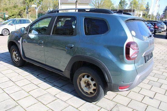 Gebraucht Dacia Duster Extreme 91 PS (66 kW) 2023 Zedergrün (metallic) SUV