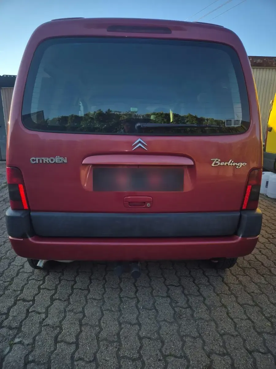 Gebraucht Citroën Berlingo 75 PS (55 kW) 2005 Rot Van / Kleinbus