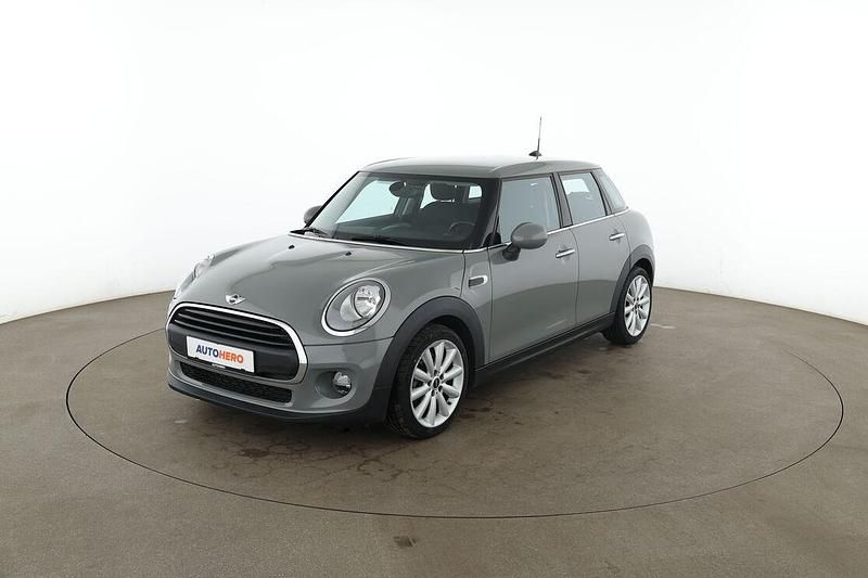 Usata Mini ONE 102 CV (75 kW) 2017 Grigio Utilitaria