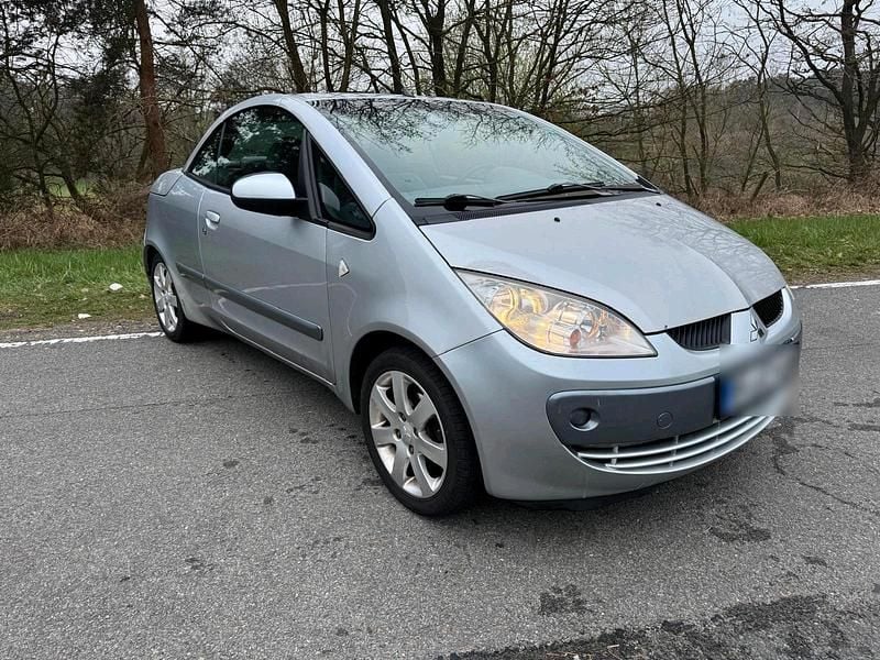 Gebraucht Mitsubishi Colt 100 PS (73 kW) 2009 Silber Kleinwagen