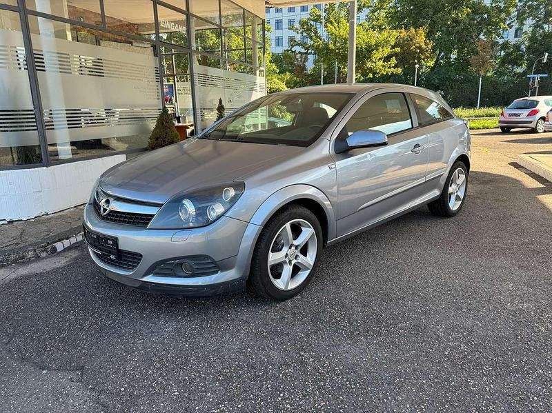 Lichtsilber m2 Gebraucht 2008 Opel Astra GTC Sport Kleinwagen | 4.600 € (Fairer Preis) - Bild 1/4