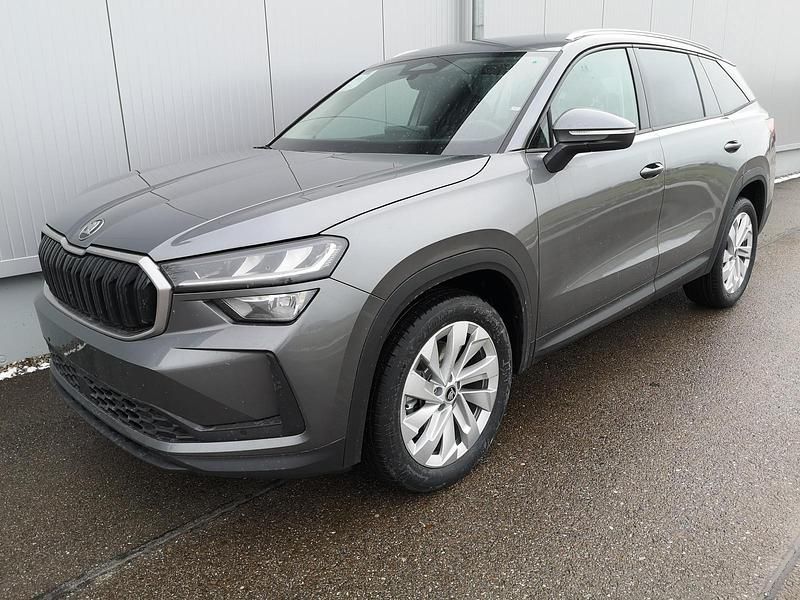 Neu Skoda Kodiaq Selection 220 PS (161 kW) 2026 Schwarzmagic perleffekt SUV