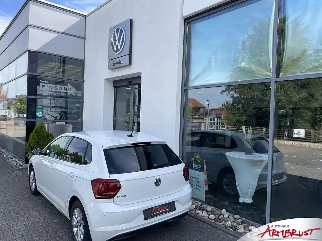 Gebraucht VW Polo Highline 95 PS (69 kW) 2018 Pure white Kleinwagen