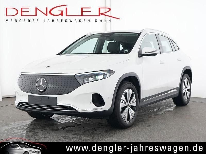 Weiß Gebraucht 2025 Mercedes EQA250+ Progressive SUV | 36.890 € (Superpreis) - Bild 1/4