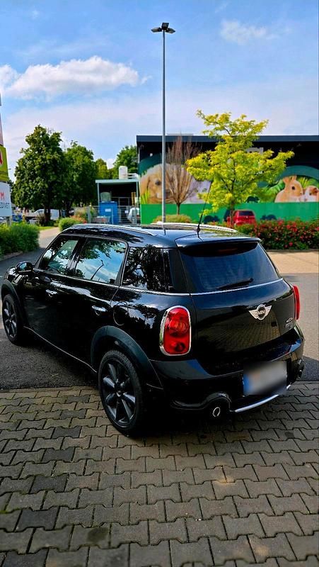 Second-hand Mini Countryman 143 CP (105 kW) 2012 Negru SUV