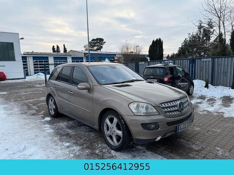 Gebraucht Mercedes ML320 224 PS (164 kW) 2008 Beige SUV