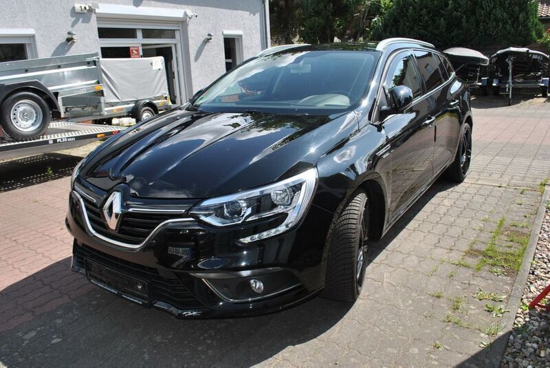 Schwarz Gebraucht 2020 Renault Mégane IV LIMITED Limousine | 12.999 € (Superpreis) - Bild 1/4