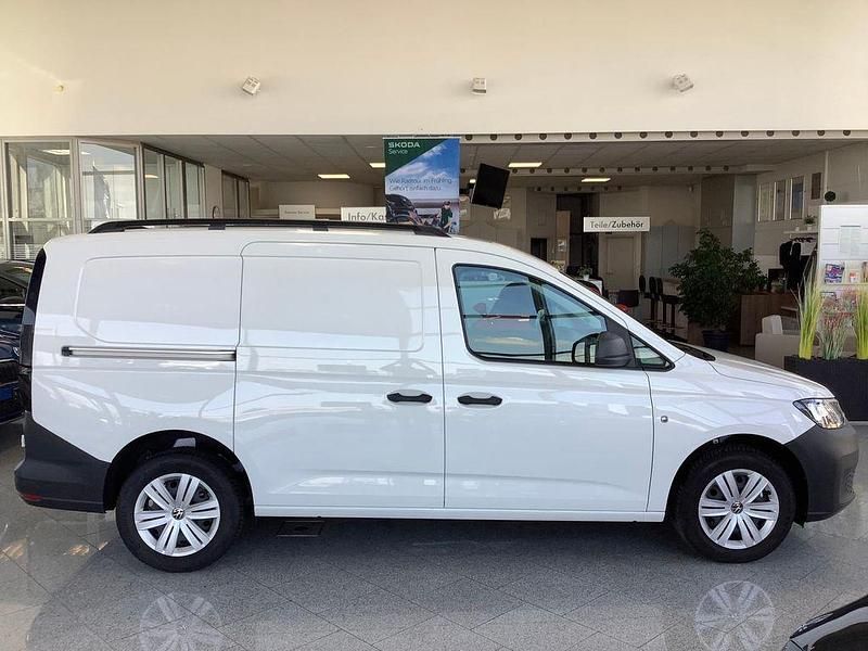 Gebraucht VW Caddy Maxi R 102 PS (75 kW) 2022 Candyweiß Van / Kleinbus
