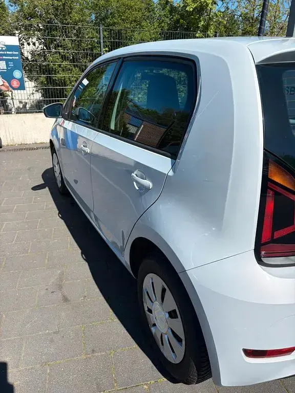 Gebraucht VW up! move up! 60 PS (44 kW) 2017 Weiß Kleinwagen