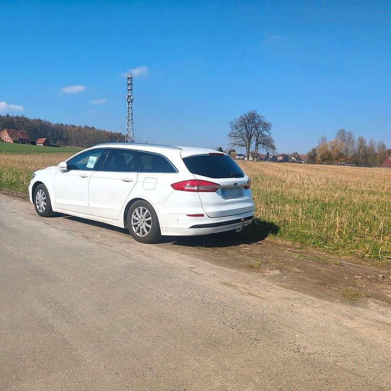 Gebraucht Ford Mondeo Trend 150 PS (110 kW) 2019 Weiß Kombi