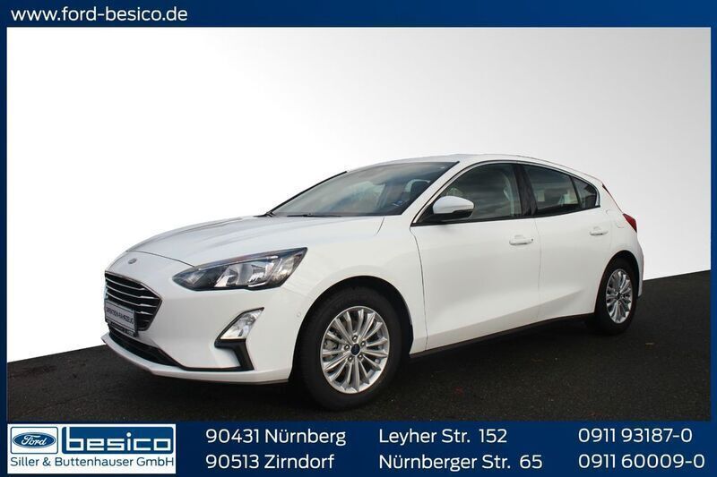 Weiß Gebraucht 2019 Ford Focus Titanium Limousine | 21.770 € - Bild 1/4