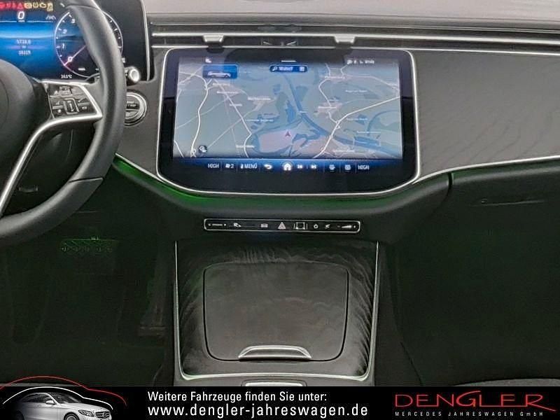 Gebraucht Mercedes E200 Advanced 204 PS (150 kW) 2025 Schwarz Limousine