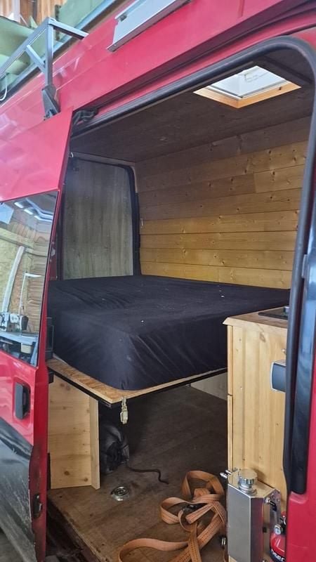 Gebraucht Ford Transit 110 PS (80 kW) 2006 Rot Van / Kleinbus