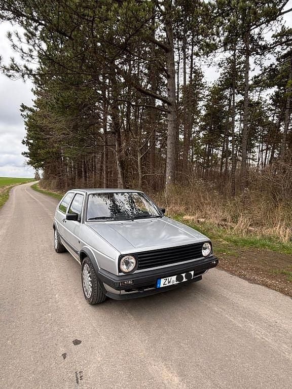 Gebraucht VW Golf II 90 PS (66 kW) 1991 Silber Kleinwagen
