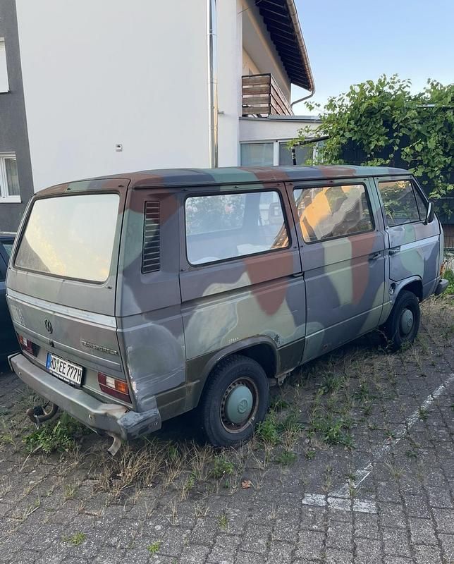Grün Gebraucht 1988 VW T3 Van | 8.199 € - Bild 1/4