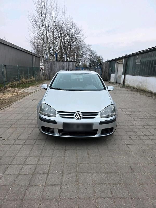 Gebraucht VW Golf V 115 PS (84 kW) 2006 Silber Kleinwagen