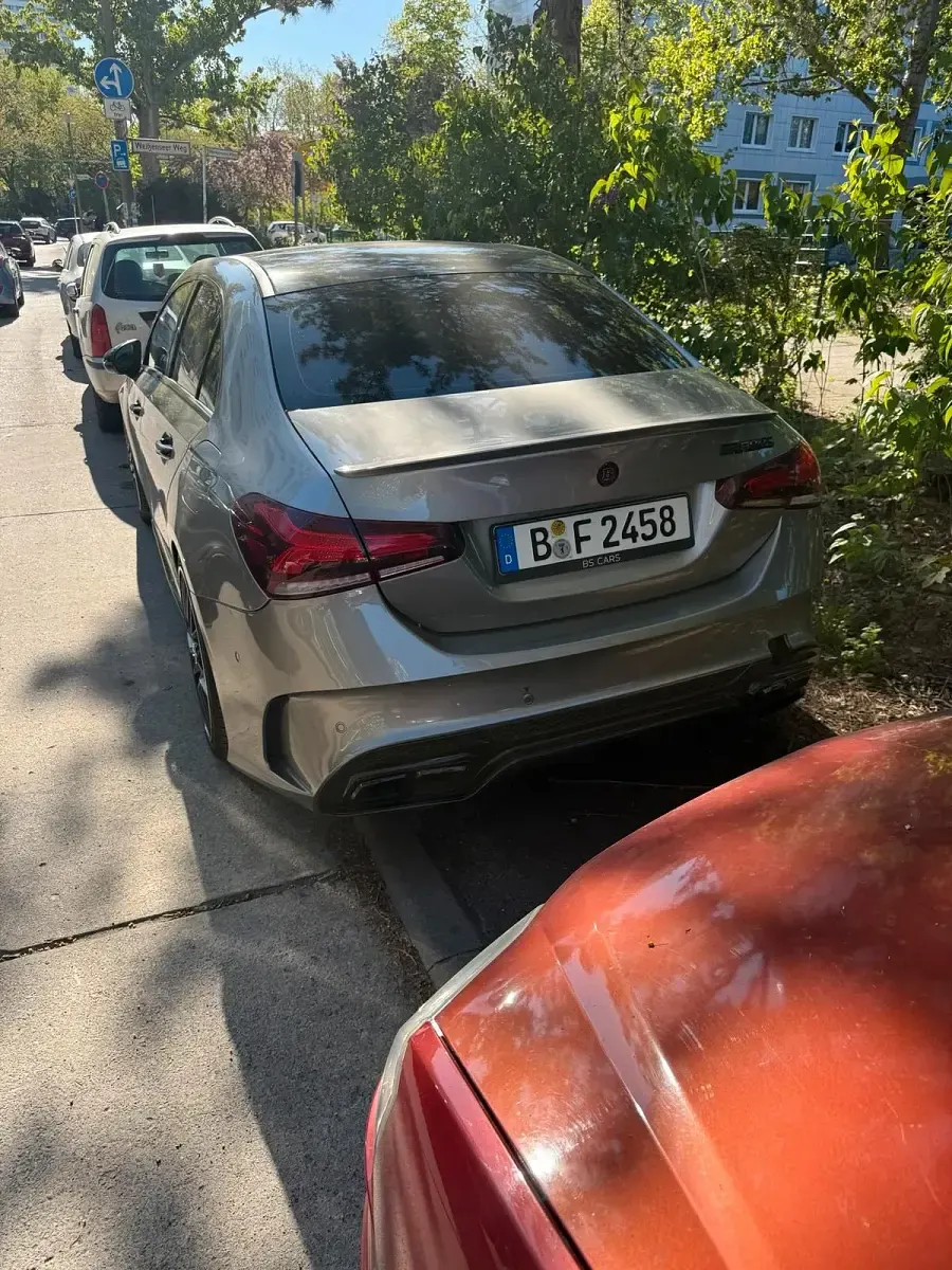 Używany Mercedes A220 200 KM (147 kW) 2019 Szary Sedan/Limuzyna