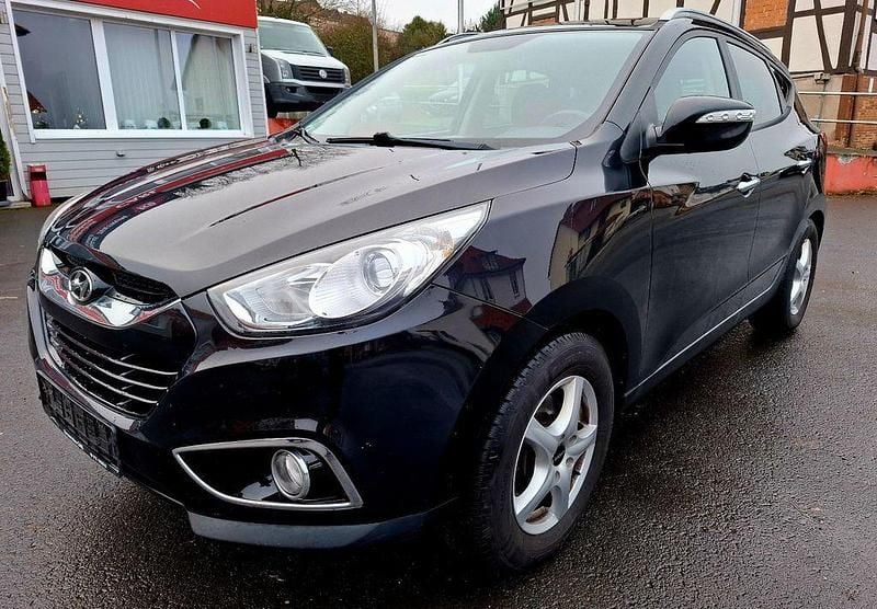 Gebraucht Hyundai ix35 Style 136 PS (100 kW) 2010 Schwarz SUV
