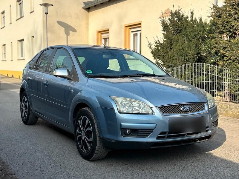 Gebraucht Ford Focus 125 PS (91 kW) 2007 Blau Kleinwagen