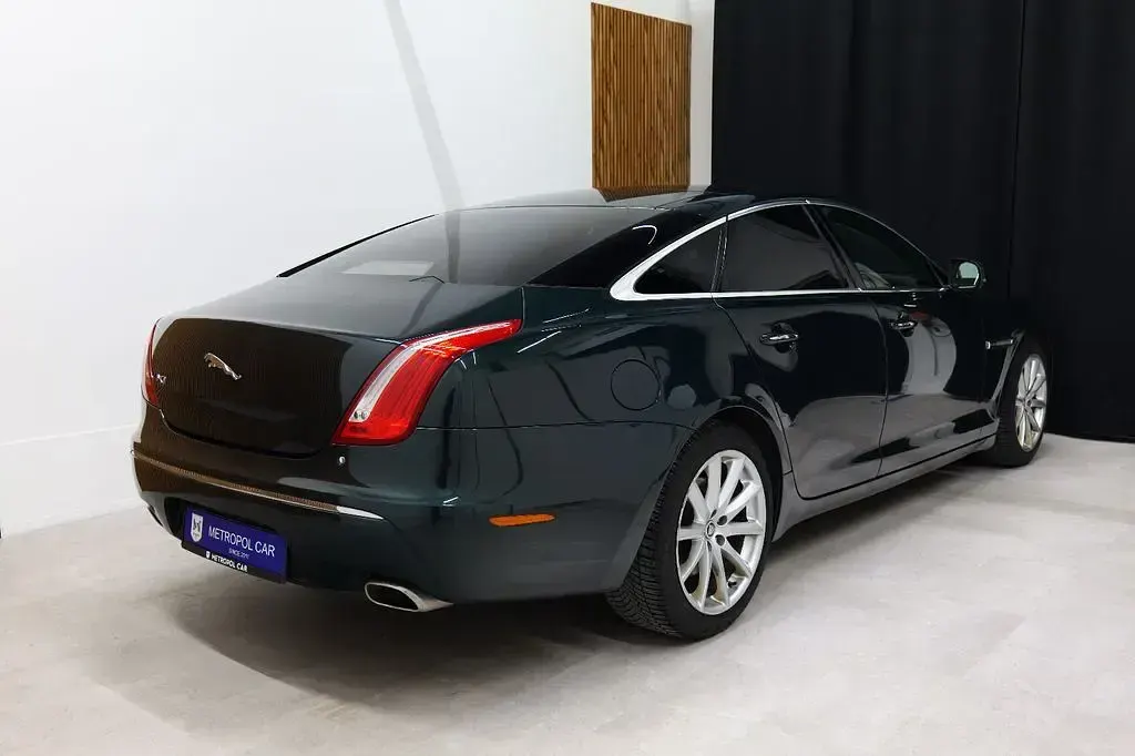 Gebraucht Jaguar XJ Premium Luxury 275 PS (202 kW) 2010 Grün Limousine