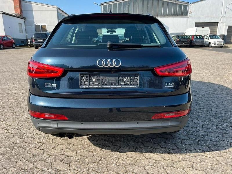 Gebraucht Audi Q3 Advanced 140 PS (102 kW) 2015 Blau SUV