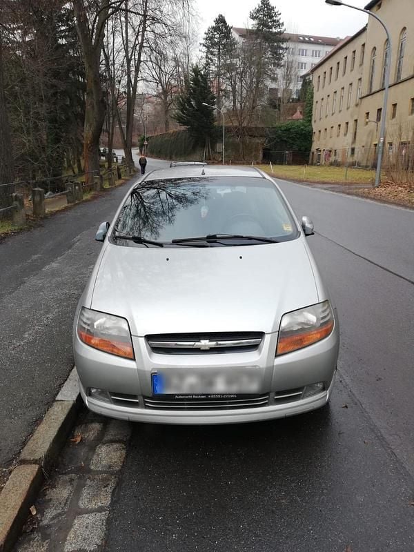 Silber Gebraucht 2005 Chevrolet Kalos Kleinwagen | 800 € - Bild 1/4