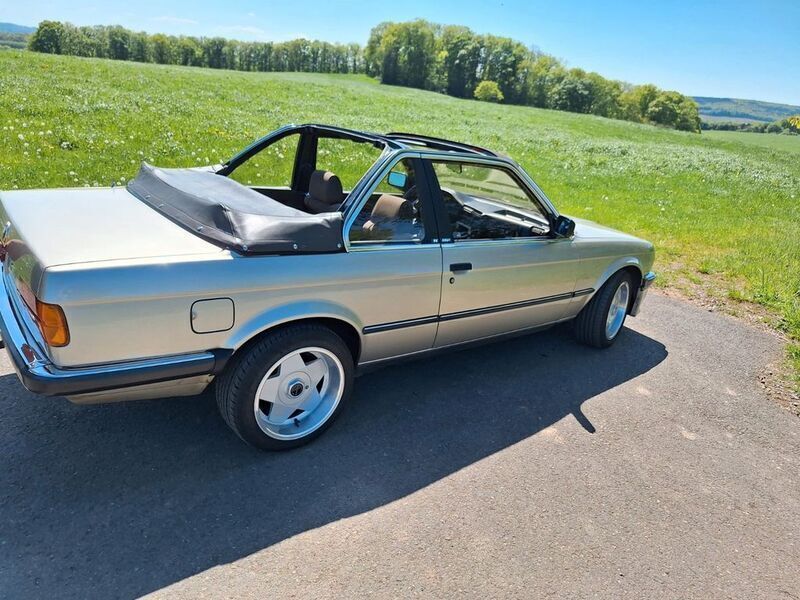 Gebraucht BMW 325 Cabriolet 122 PS (89 kW) 1985 Beige Cabrio