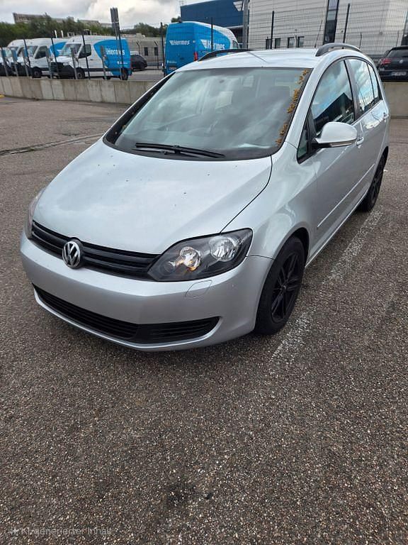 Silber Gebraucht 2011 VW Golf Plus Trendline Van / Kleinbus | 6.900 € (Guter Preis) - Bild 1/4