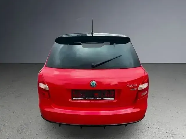 Gebraucht Skoda Fabia Monte Carlo 86 PS (63 kW) 2012 Rot Limousine