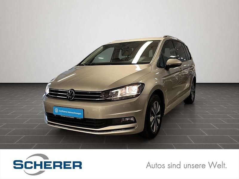 Ivory silver metallic (metallic) Gebraucht 2024 VW Touran Move Van / Kleinbus | 31.500 € (Guter Preis) - Bild 1/4