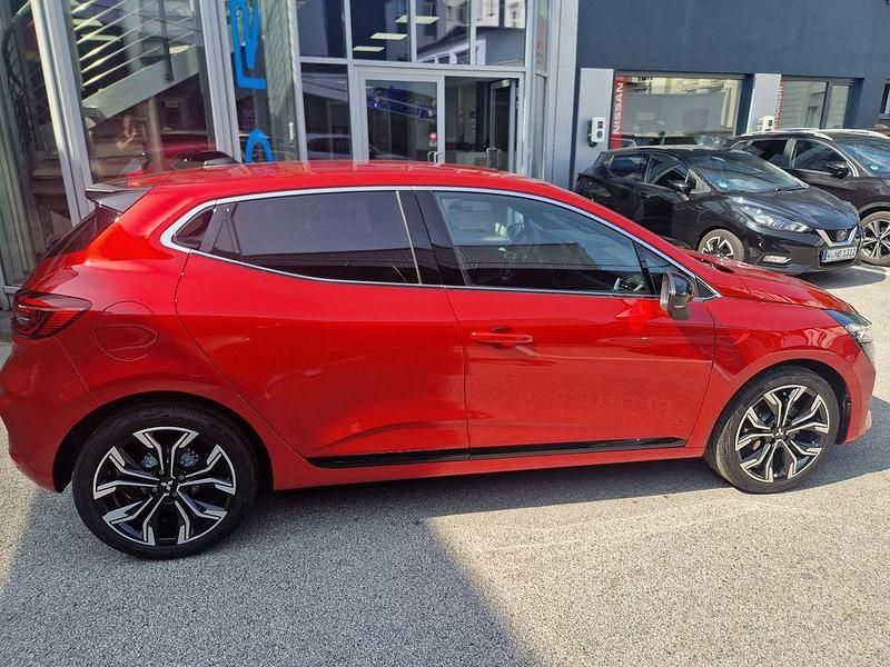 Neu Mitsubishi Colt Select 91 PS (66 kW) 2026 Rot Limousine