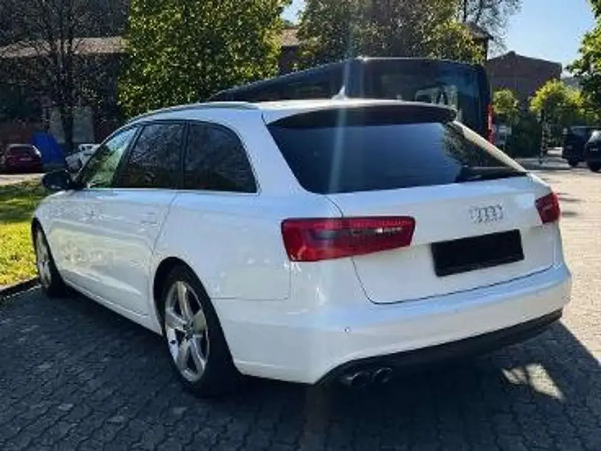 Gebraucht Audi A6 177 PS (130 kW) 2012 Weiß Kombi