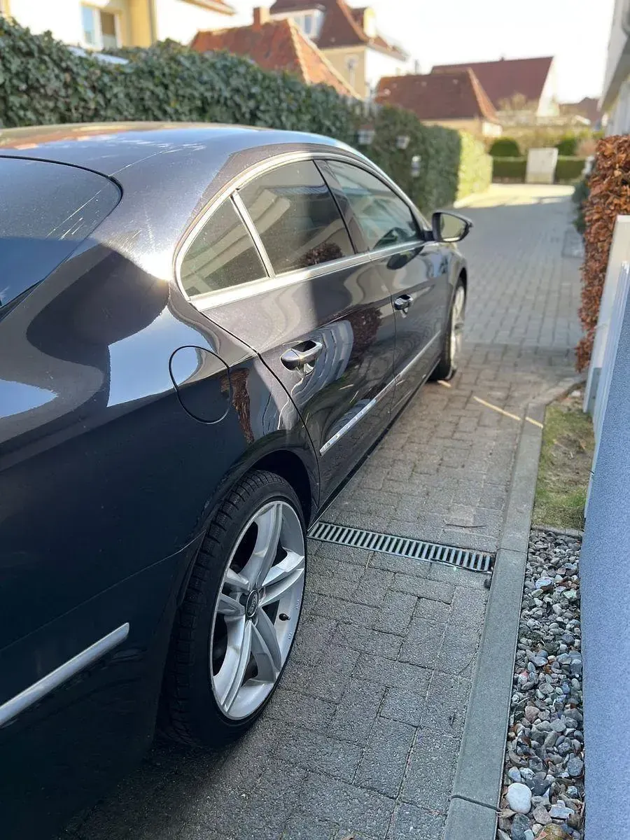 Gebraucht VW CC R 299 PS (219 kW) 2012 Schwarz Limousine