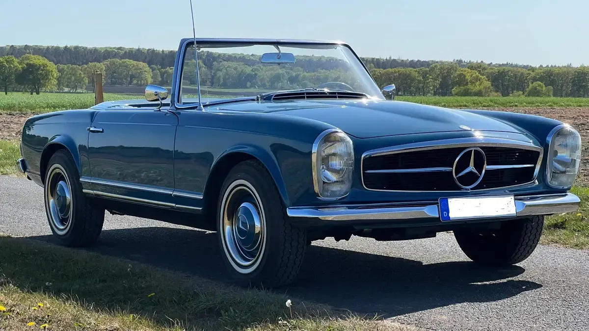 Gebraucht Mercedes 230 150 PS (110 kW) 1966 Blau Cabrio