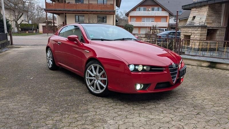 Rot Gebraucht 2008 Alfa Romeo Brera Coupé | 9.750 € (Etwas zu teuer) - Bild 1/4