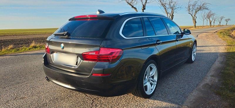 Gebraucht BMW 520 M Performance 190 PS (139 kW) 2014 Grau Kombi